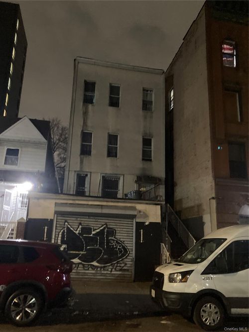 616 East 168 Street, New York, NY, 10456 | Card Image