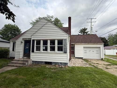 118 W Spring St, Winamac, IN, 46996-1217 | Card Image