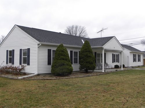680 E North St, Spencer, IN, 47460-1554 | Card Image
