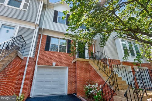 232 Finchingfield Ct, STERLING, VA, 20165-6471 | Card Image