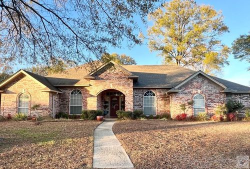 435 Whippoorwill Ln, Wake Village, TX, 75501-8639 | Card Image