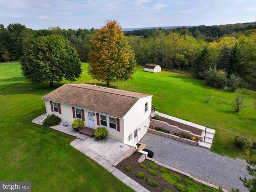 2061 Menchtown Road, EVERETT, PA, 15537 | Card Image