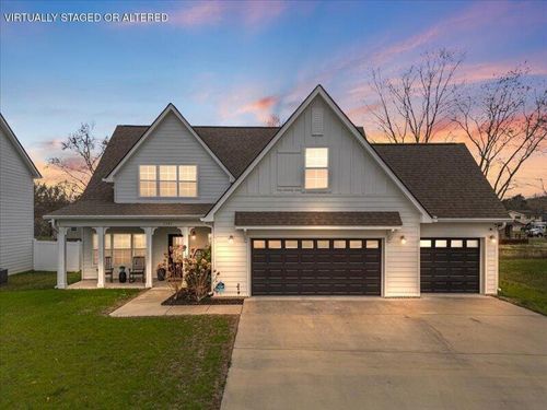 1303 Neyland Cir, Hixson, TN, 37343-6900 | Card Image