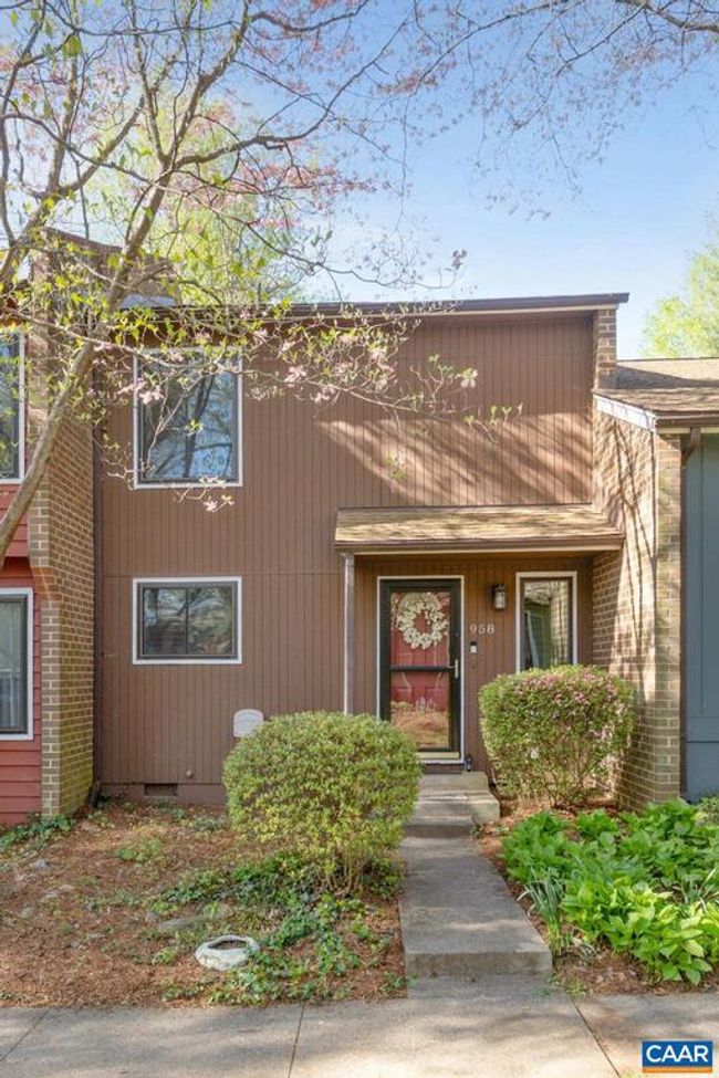 958 Sutton Ct, Townhouse with 2 bedrooms, 2 bathrooms and null parking in CHARLOTTESVILLE VA | Image 28