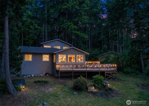 1311 Lopez Rd, Lopez Island, WA, 98261-8497 | Card Image