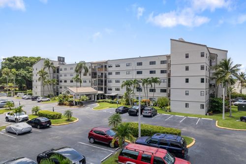 306-701 Nw 19th St, Fort Lauderdale, FL, 33311-4041 | Card Image
