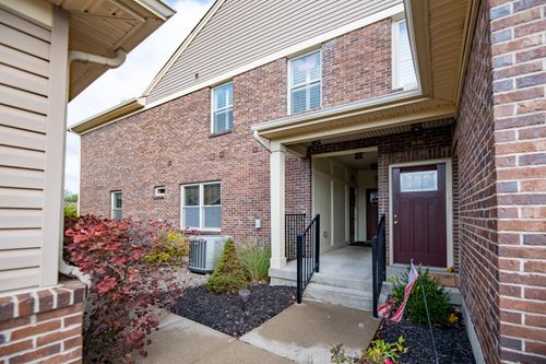 646 Hidden Pine Way, Crescent Springs, KY, 41017-1903 | Card Image