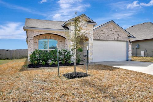 909 Davy St, Brenham, TX, 77833-2258 | Card Image