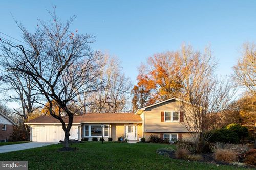 10904 Brookwood Ave, UPPER MARLBORO, MD, 20772-4606 | Card Image