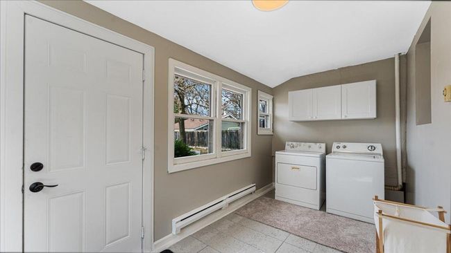 Laundry Room/Sun Room | Image 16