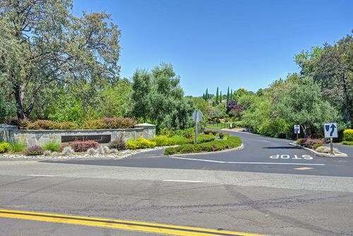 11167 Edgewood Rd, Auburn, CA, 95603-9460 | Card Image
