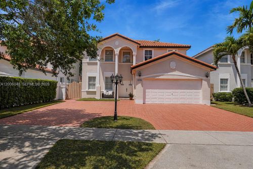 6114 Sw 158th Pass, Miami, FL, 33193-3696 | Card Image