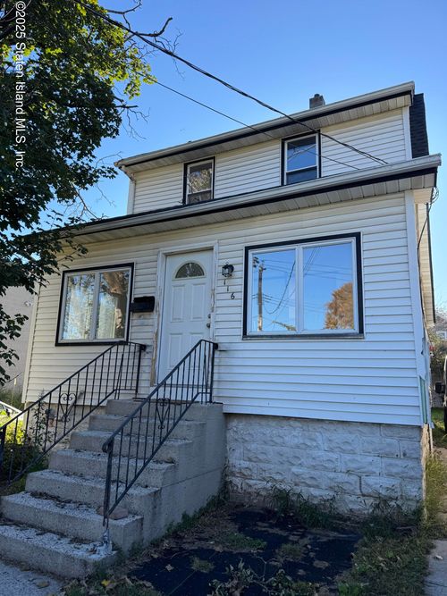 116 Wakefield Ave, Staten Island, NY, 10314-3624 | Card Image