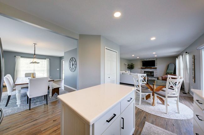 3707 Sugarbush Dr, House other with 4 bedrooms, 4 bathrooms and null parking in Howell MI | Image 17