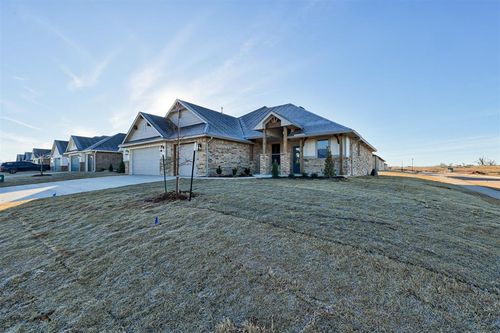 631 Trails End Dr, Shawnee, OK, 74804 | Card Image