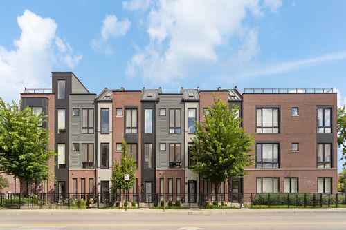 unit-5-4232 W Belmont Ave, Chicago, IL, 60641-4677 | Card Image