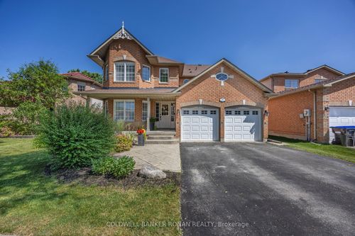 8 Coburn Cres, Beeton, ON, L0G1A0 | Card Image