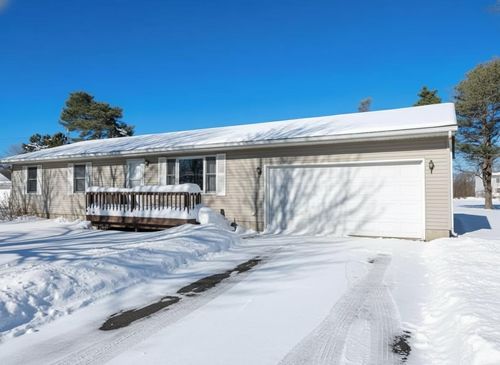 4025 Oakley Rd, Stockbridge, MI, 49285-9780 | Card Image