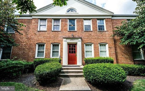 83-2407 Arlington Blvd, ARLINGTON, VA, 22201-1316 | Card Image