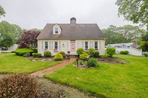 59 Black Creek Ln, Warwick, RI, 02888-5414 | Card Image