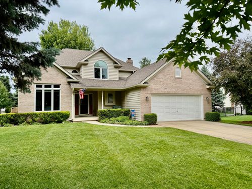 1061 Averill Dr, Batavia, IL, 60510-3597 | Card Image
