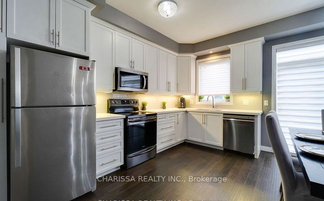 61 Farley Lane, House attached with 3 bedrooms, 3 bathrooms and 1 parking in Ancaster ON | Image 16