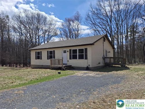1714 Upper Valley Rd, Effort, PA, 18330-8182 | Card Image