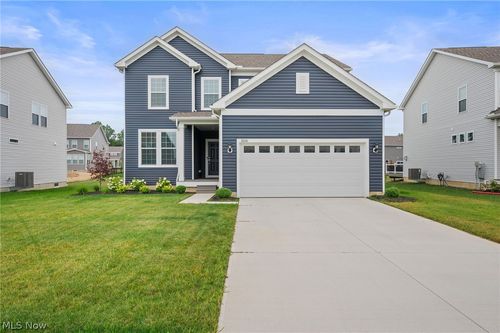26341 Grandview Dr, Olmsted Twp, OH, 44138-1278 | Card Image