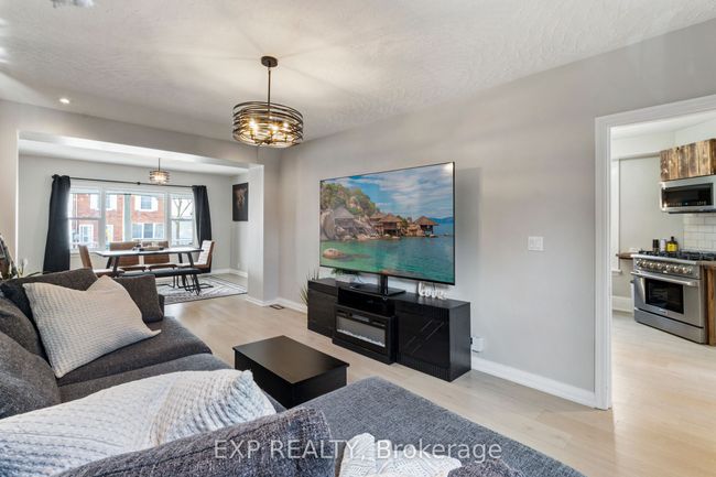 5297 Main St, House other with 4 bedrooms, 2 bathrooms and 2 parking in Clarington ON | Image 8