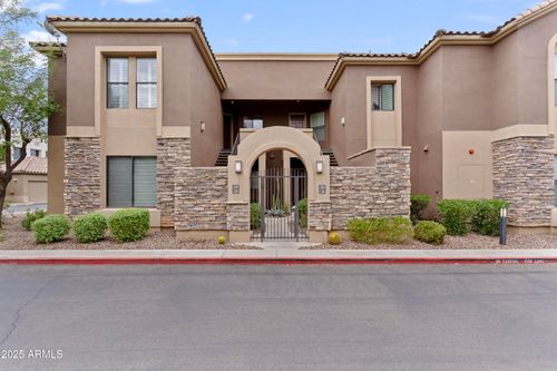 225-7027 N Scottsdale Rd, Paradise Valley, AZ, 85253-3682 | Card Image