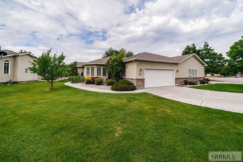 960 Escalante Ave, Idaho Falls, ID, 83404-6800 | Card Image