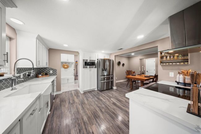 10792 Stidham Rd, House other with 3 bedrooms, 2 bathrooms and 2 parking in Conroe TX | Image 8