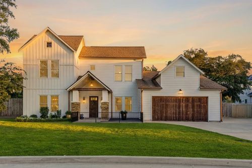 1003 Wakefield Dr, Houston, TX, 77018-5226 | Card Image