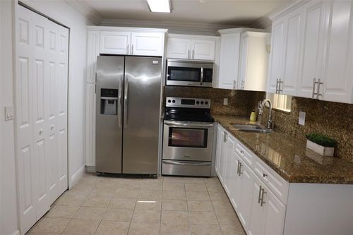 33-1250 Se 31st Ct, Homestead, FL, 33035-2400 | Card Image