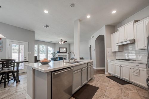 28314 Calaveras Lake Dr, Spring, TX, 77386-3918 | Card Image