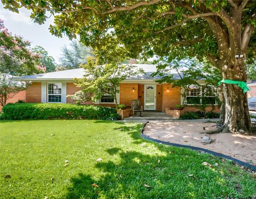 6256 Saratoga Cir, Dallas, TX, 75214-2325 | Card Image