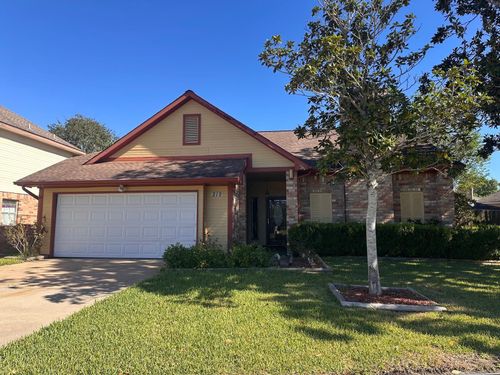 219 Kings Ct, Stafford, TX, 77477-6235 | Card Image