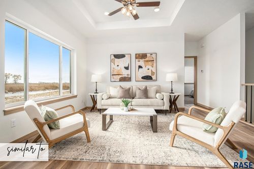 9109 W Counsel St, Sioux Falls, SD, 57106-7148 | Card Image