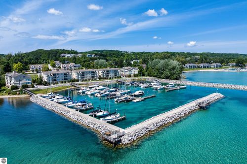 unit-g4-712 N Dockside Cir, Suttons Bay, MI, 49682-8416 | Card Image