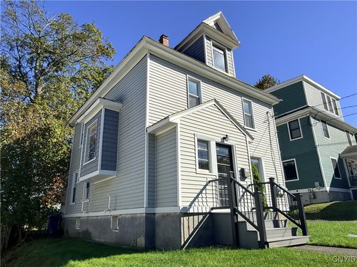13 Pleasant St, Cortland, NY, 13045-1923 | Card Image