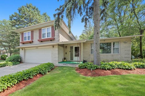 1022 W Ohio St, Glenwood, IL, 60425-1031 | Card Image