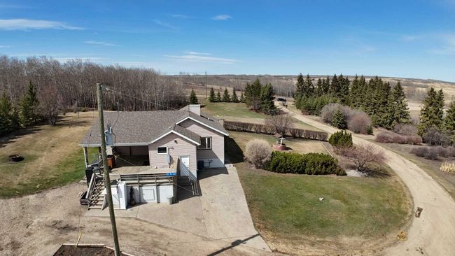 35175 Range Road 230, Home with 4 bedrooms, 2 bathrooms and 6 parking in Rural Red Deer County AB | Image 42