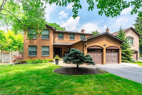 1765 Featherston Court, Mississauga, ON, L5L3E2 | Card Image