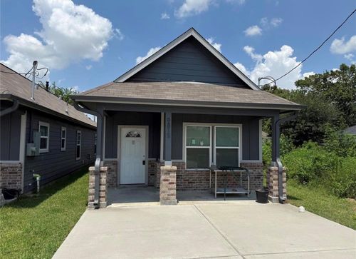 9815 Garcroft St, Houston, TX, 77029-4215 | Card Image