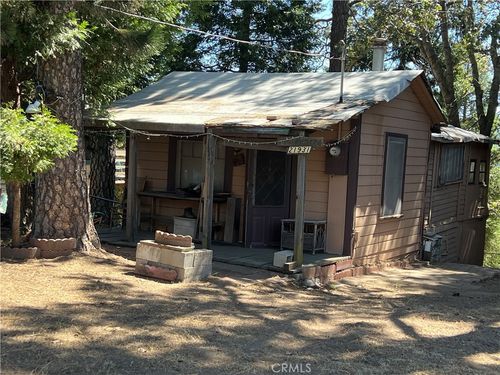 21931 Mojave River Rd, Cedarpines Park, CA, 92322-0136 | Card Image