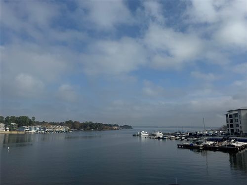 unit-c202-168 Lake Point Blvd, Montgomery, TX, 77356-3695 | Card Image