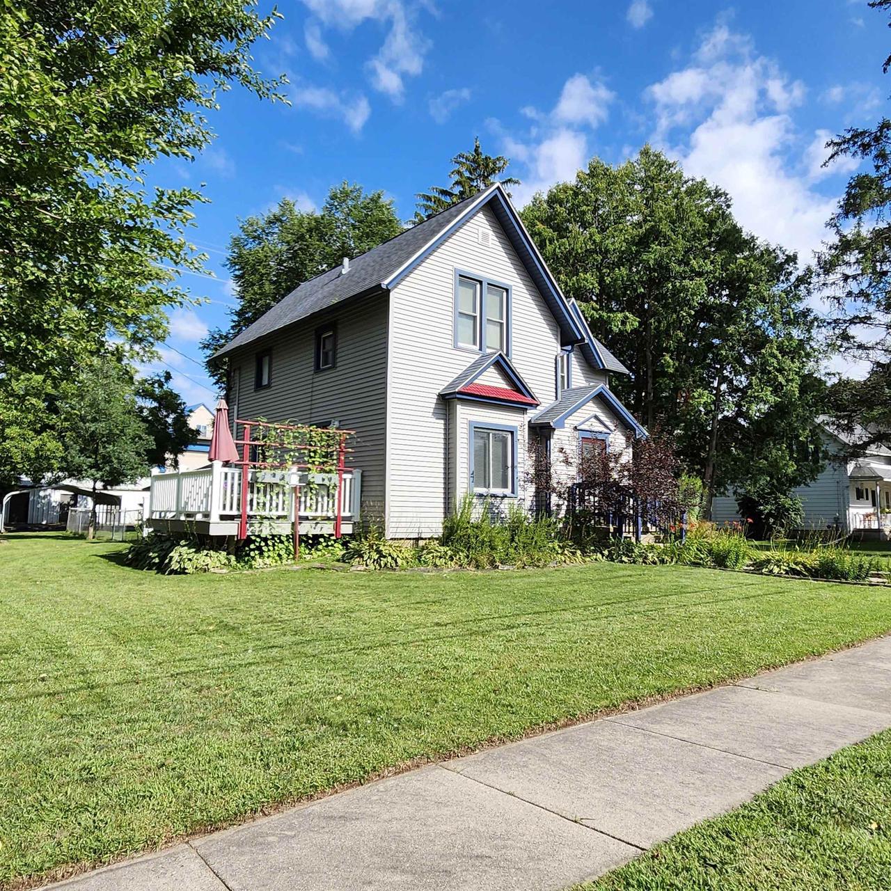 Franklin St, Poynette, WI 53955