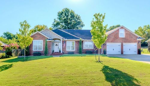 707 Ditmars Rd, Prairie Grove, AR, 72753-8757 | Card Image