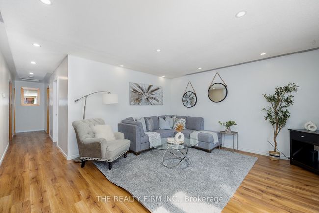 1707 Hansuld St, Home with 6 bedrooms, 2 bathrooms and 4 parking in London ON | Image 6