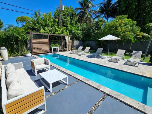 1440 Nw 7th Ter, Fort Lauderdale, FL, 33311-6004 | Card Image